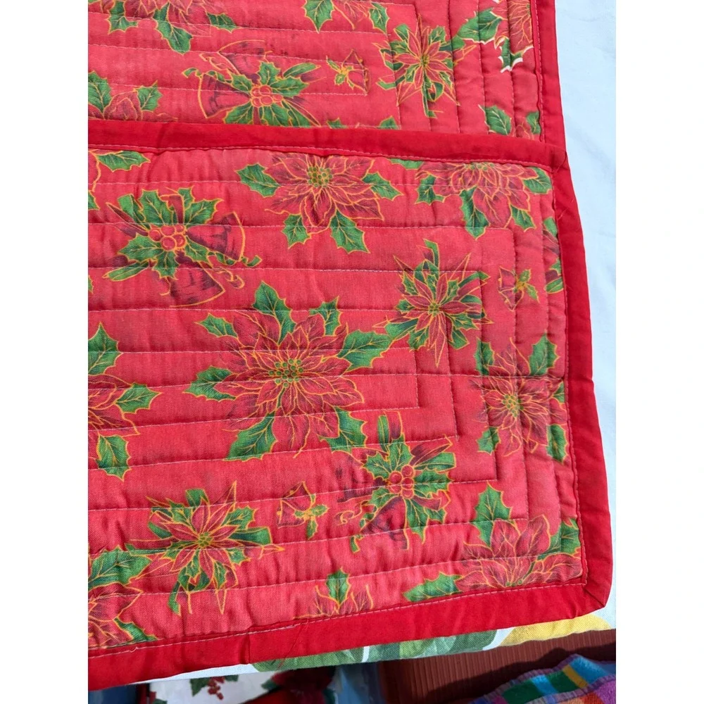 Handmade Quilted Christmas Placemats Set of 3 Red‎ Poinsettia Reversible 20x14